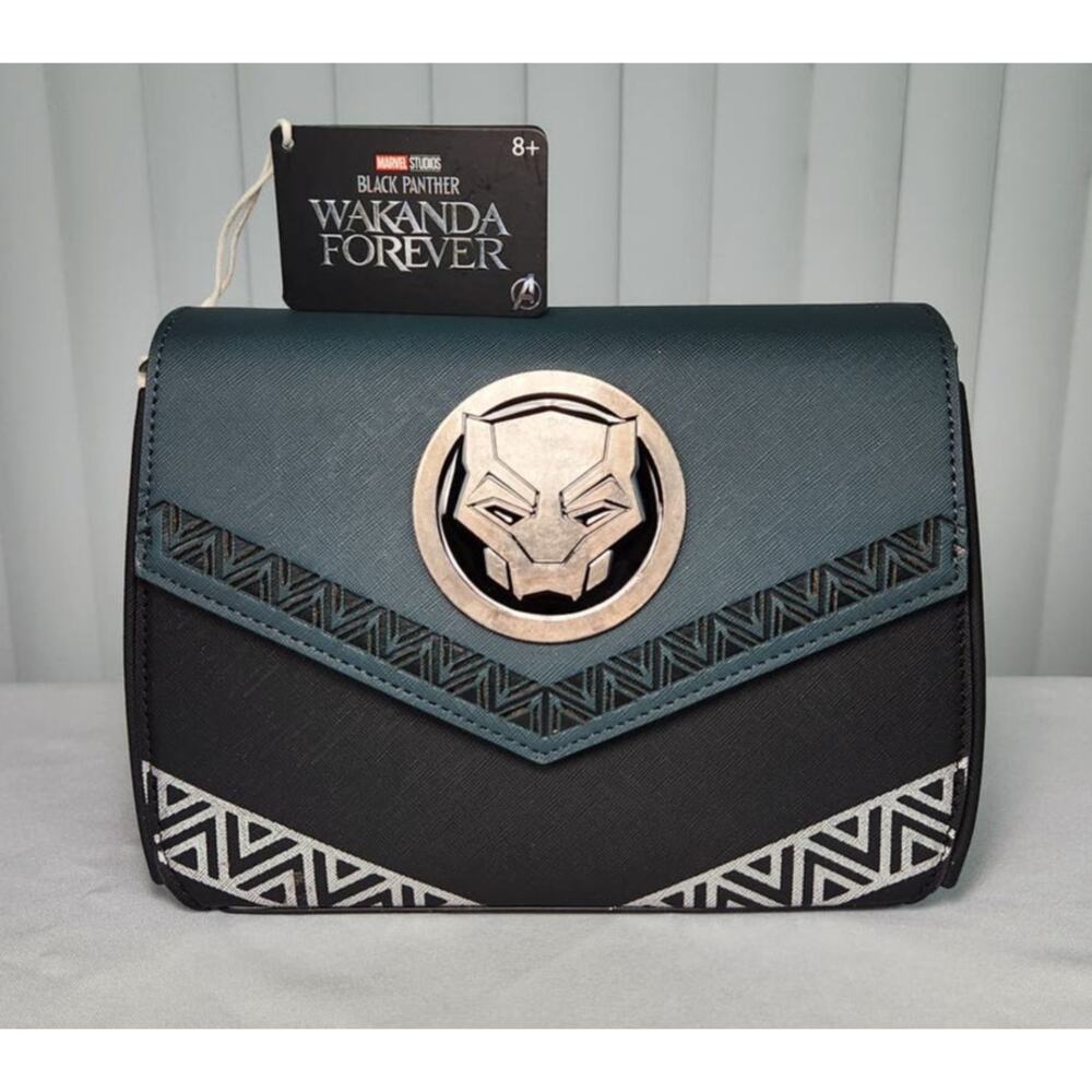 Loungefly Black Panther Wakanda Forever Crossbody Bag Black Green Silver New